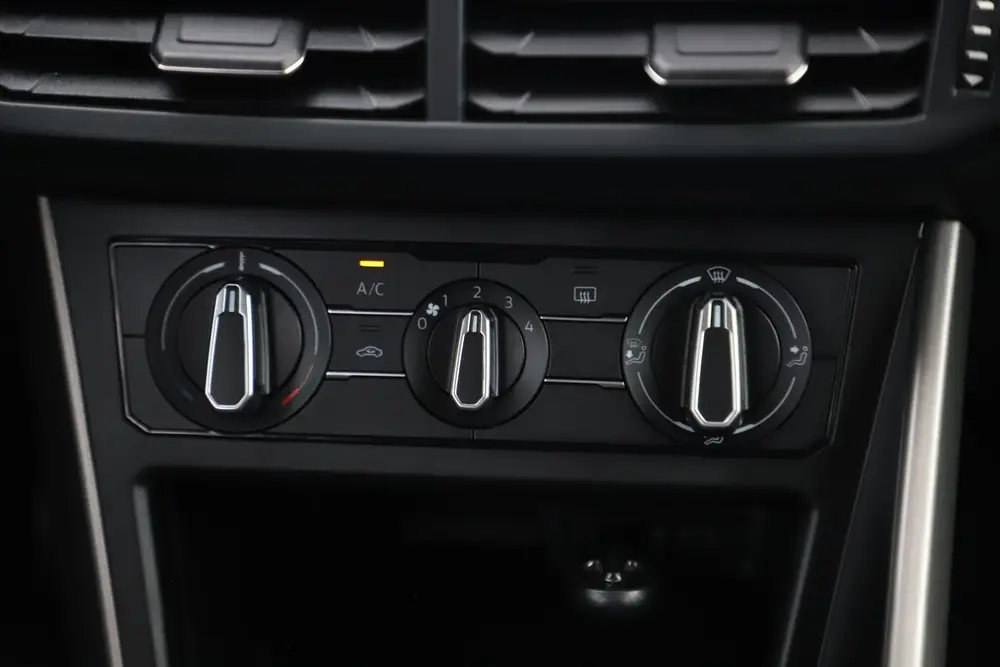 Volkswagen Polo 1.0 TSI Comfortline 95PK Trekhaak Navigatie uit 2021, foto 11