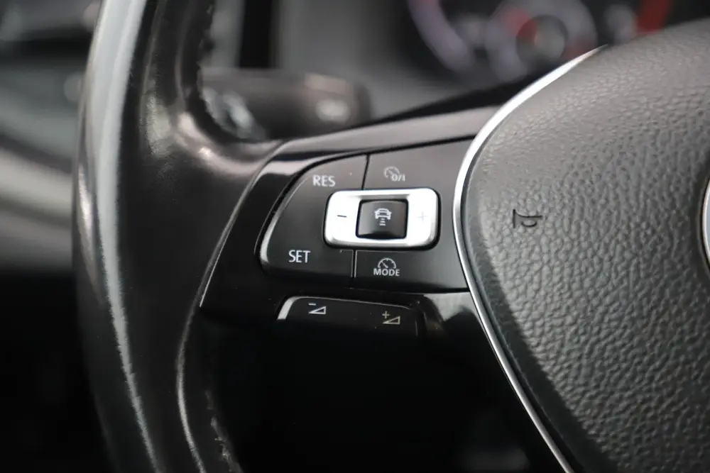 Volkswagen Polo 1.0 TSI Comfortline 95PK Trekhaak Navigatie uit 2021, foto 13
