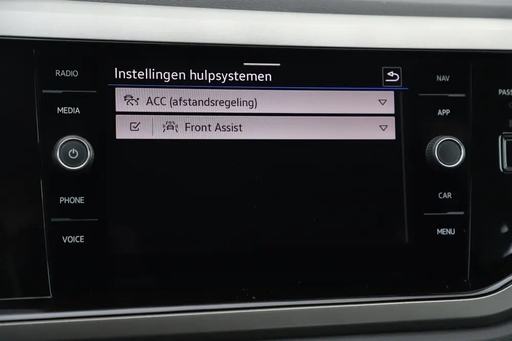 Volkswagen Polo 1.0 TSI Comfortline 95PK Trekhaak Navigatie uit 2021, foto 18