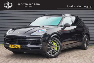 Porsche Cayenne 3.0 E-Hybrid - PANODAK - TREKHAAK - LUCHTVER uit 2019