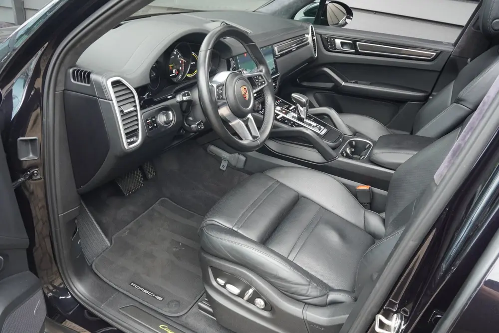 Porsche Cayenne 3.0 E-Hybrid - PANODAK - TREKHAAK - LUCHTVER uit 2019, foto 12