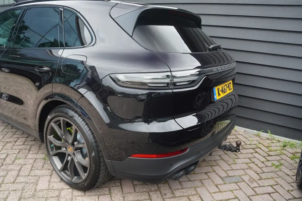 Porsche Cayenne 3.0 E-Hybrid - PANODAK - TREKHAAK - LUCHTVER uit 2019, foto 16