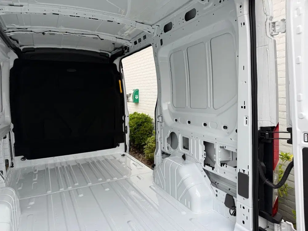 Ford Transit GB 350 L2H2 TDCi 105pk FWD Trend uit 2024, foto 11