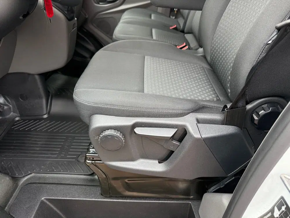 Ford Transit GB 350 L2H2 TDCi 105pk FWD Trend uit 2024, foto 13