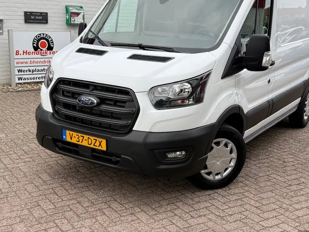 Ford Transit GB 350 L2H2 TDCi 105pk FWD Trend uit 2024, foto 2