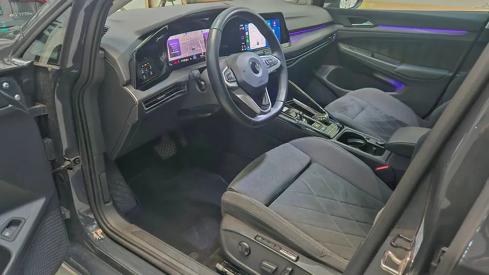 Volkswagen GOLF 1.4 eHybrid Keyless Memory Matrix IQ Massage uit 2022, foto 14