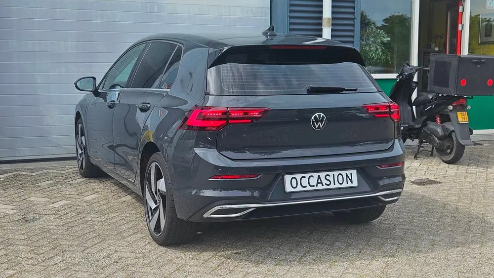 Volkswagen GOLF 1.4 eHybrid Keyless Memory Matrix IQ Massage uit 2022, foto 8