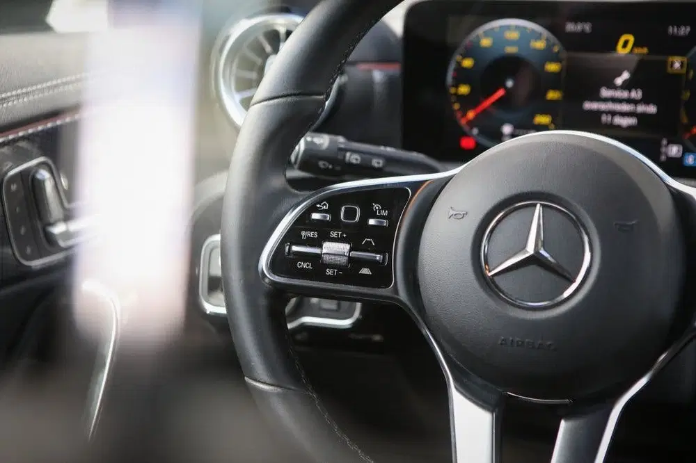 Mercedes-Benz CLA 250 e Luxury Line uit 2023, foto 8