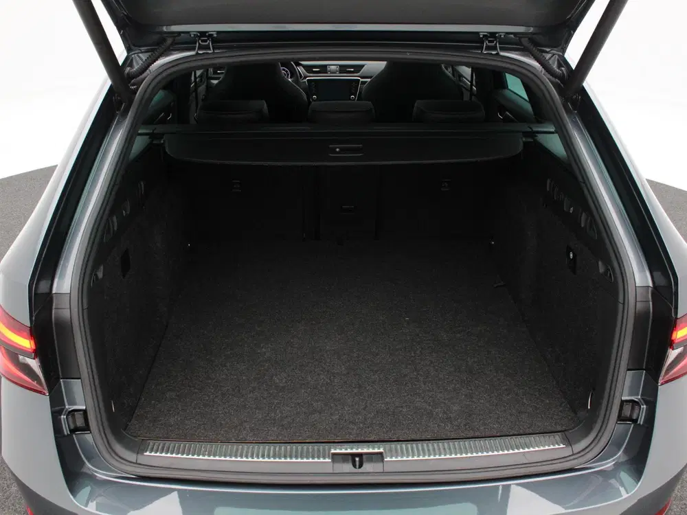 Skoda Superb 1.4 TSi 218 Pk iV Sportline Business uit 2020, foto 19