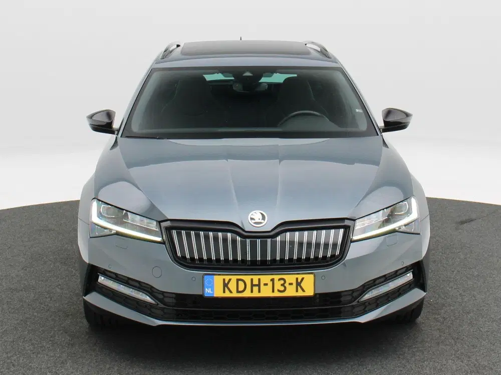 Skoda Superb 1.4 TSi 218 Pk iV Sportline Business uit 2020, foto 4