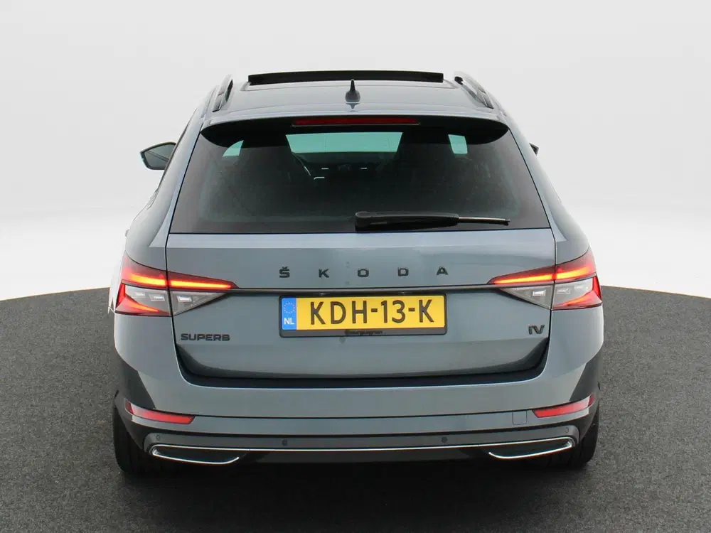 Skoda Superb 1.4 TSi 218 Pk iV Sportline Business uit 2020, foto 6