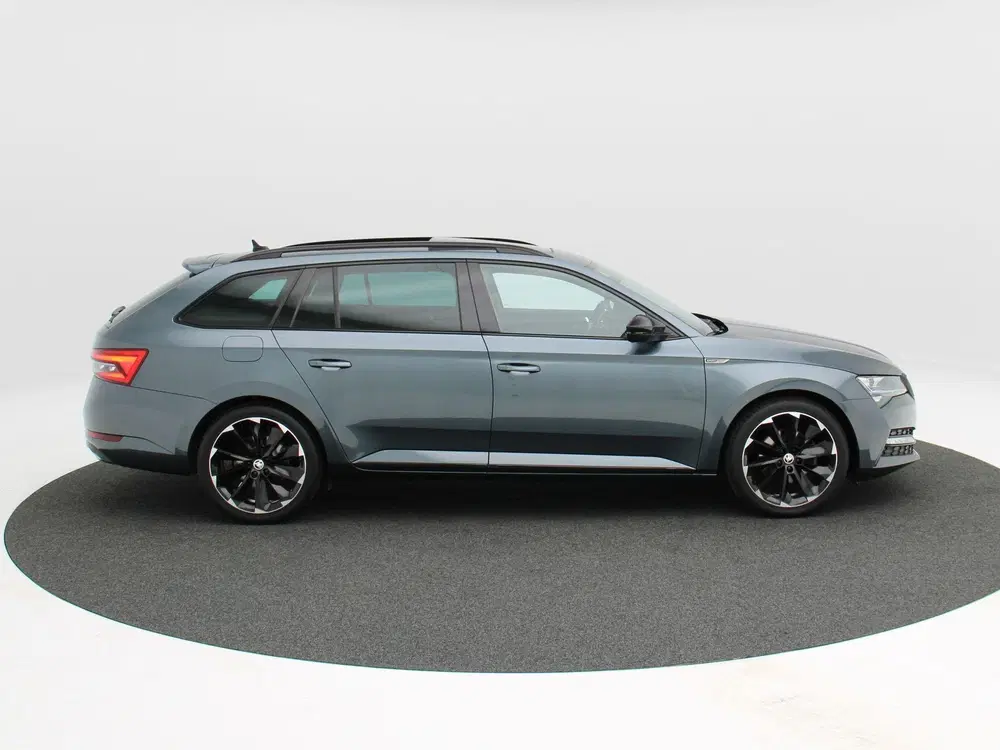 Skoda Superb 1.4 TSi 218 Pk iV Sportline Business uit 2020, foto 8