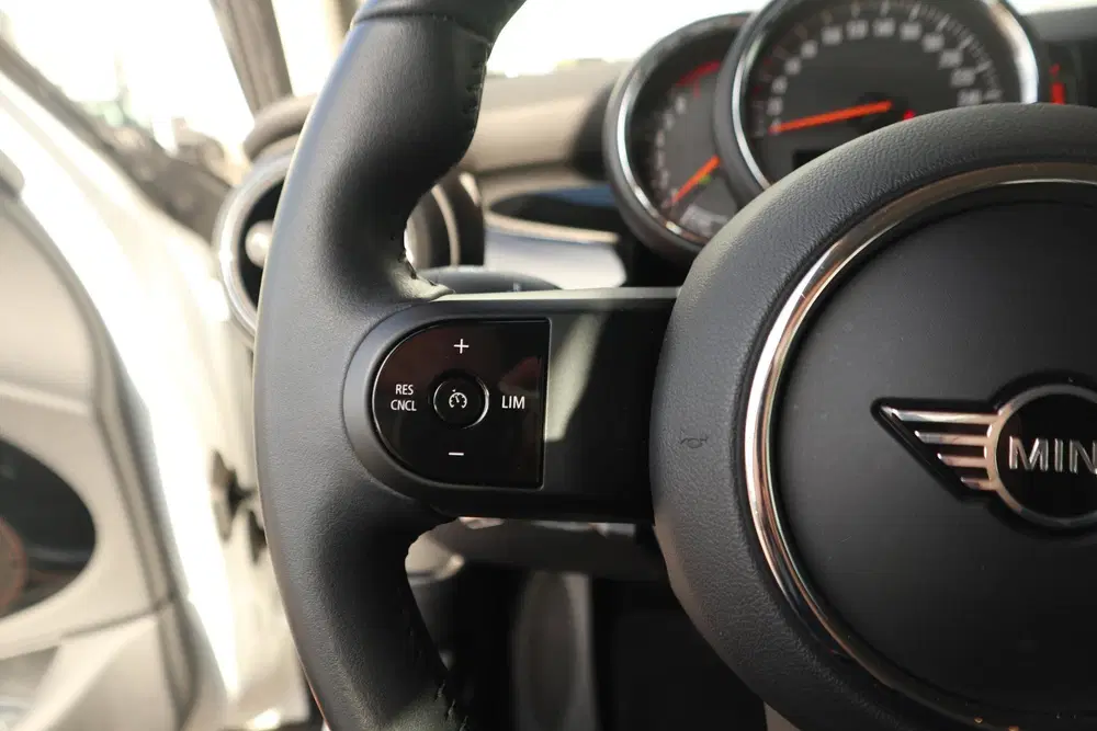 Mini Cooper Cooper uit 2024, foto 11