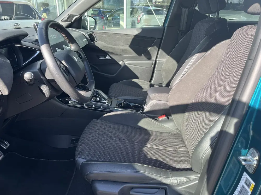 DS Automobiles DS 3 Crossback DS 3 Crossback E-Tense Performance Line+ 5 uit 2022, foto 11