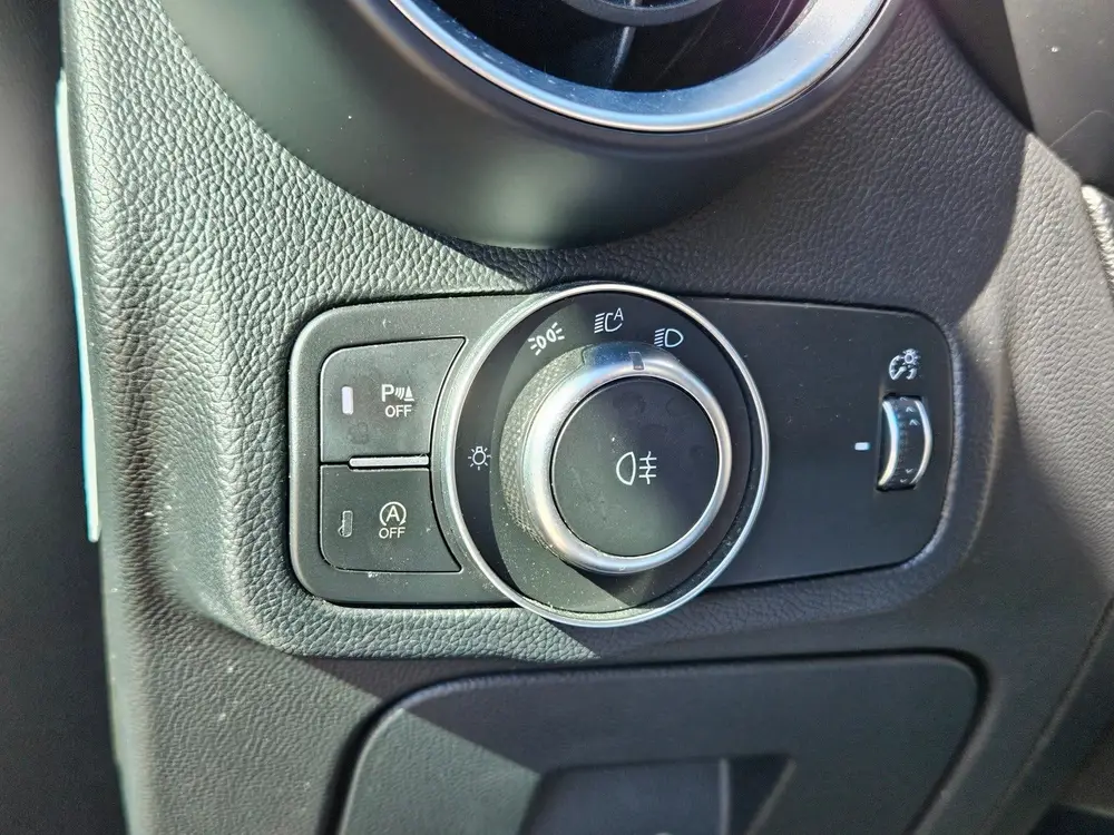Alfa Romeo Stelvio 2.0 T AWD 280PK / ACC / PANO uit 2019, foto 13