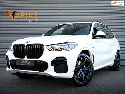 BMW X5 XDrive45e High Executive M-Sport Pano 360g uit 2022