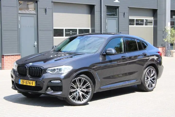 BMW X4 xDrive20i M Sport High Executive 21 Inch uit 2019, foto 3
