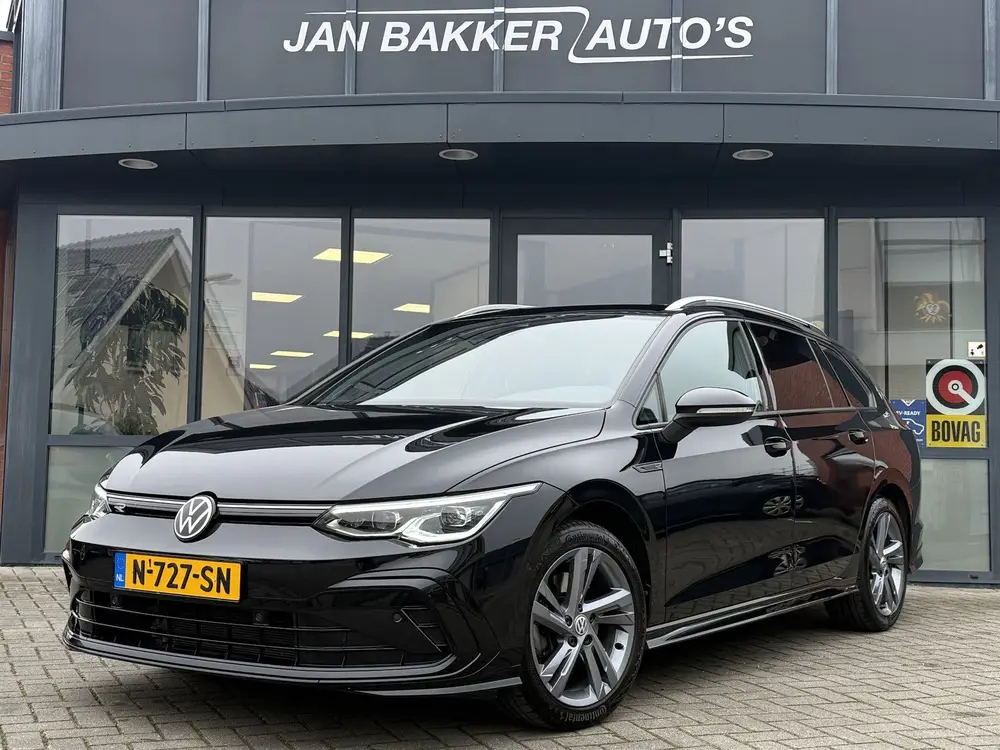 Volkswagen Golf 1.5 eTSI R-Line Business+ ✅ Vitrual cockpi uit 2022
