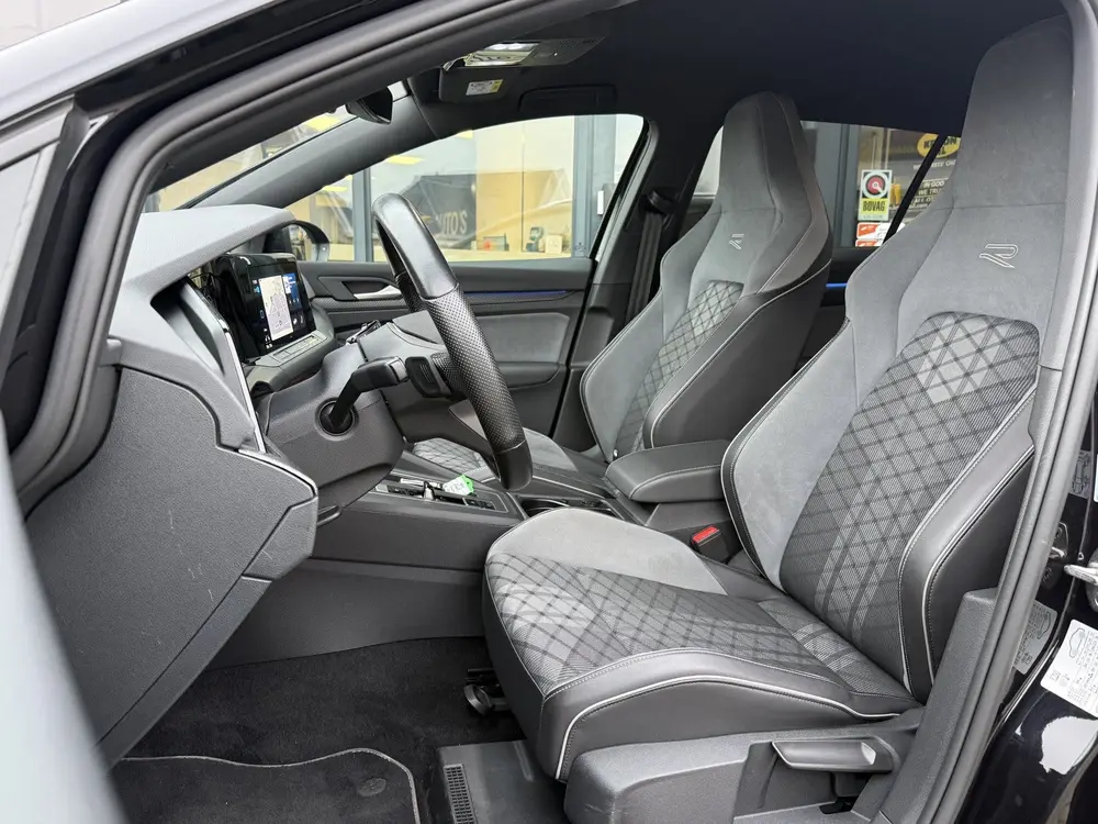 Volkswagen Golf 1.5 eTSI R-Line Business+ ✅ Vitrual cockpi uit 2022, foto 15