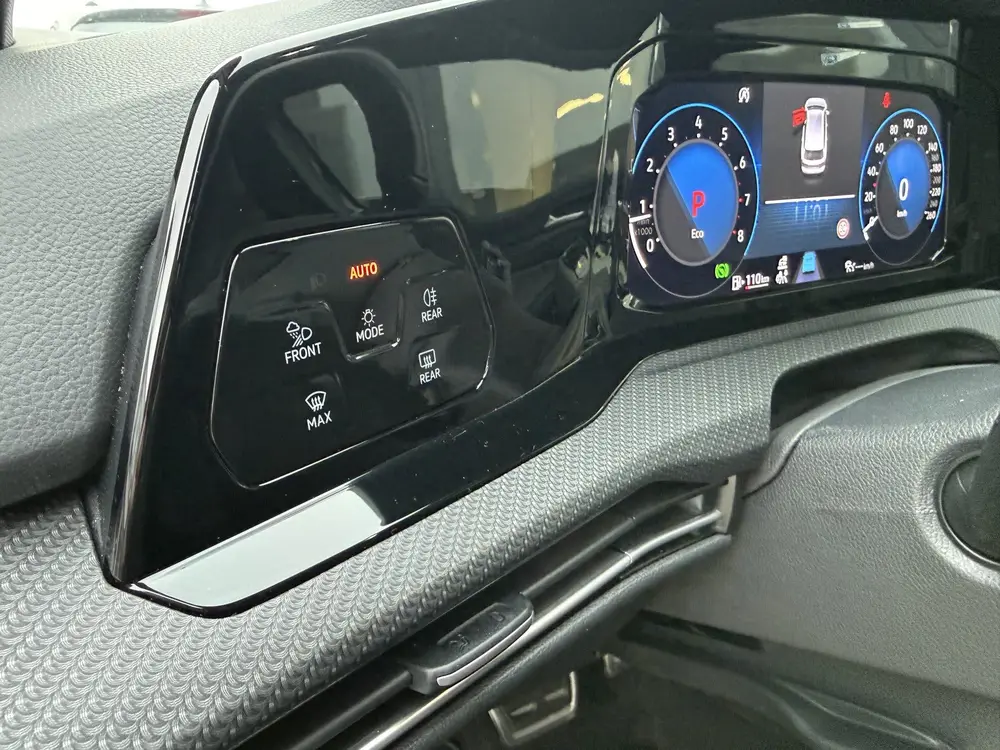 Volkswagen Golf 1.5 eTSI R-Line Business+ ✅ Vitrual cockpi uit 2022, foto 18