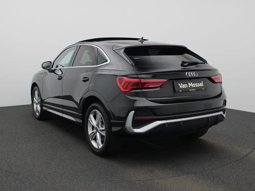 Audi Q3 45 TFSI e S Edition 245 PK uit 2023, foto 3