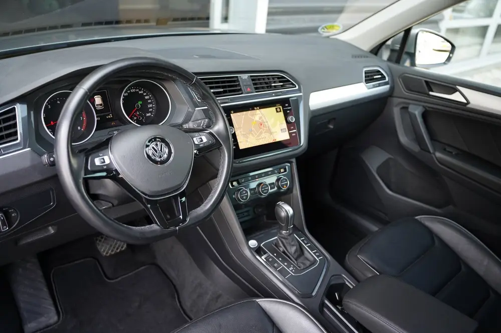 Volkswagen Tiguan 1.5 TSI 150pk DSG R-line Navi Leder PDC uit 2019, foto 3