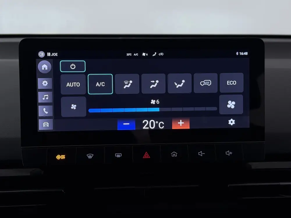 MG MG4 Standard 51 kWh uit 2023, foto 13
