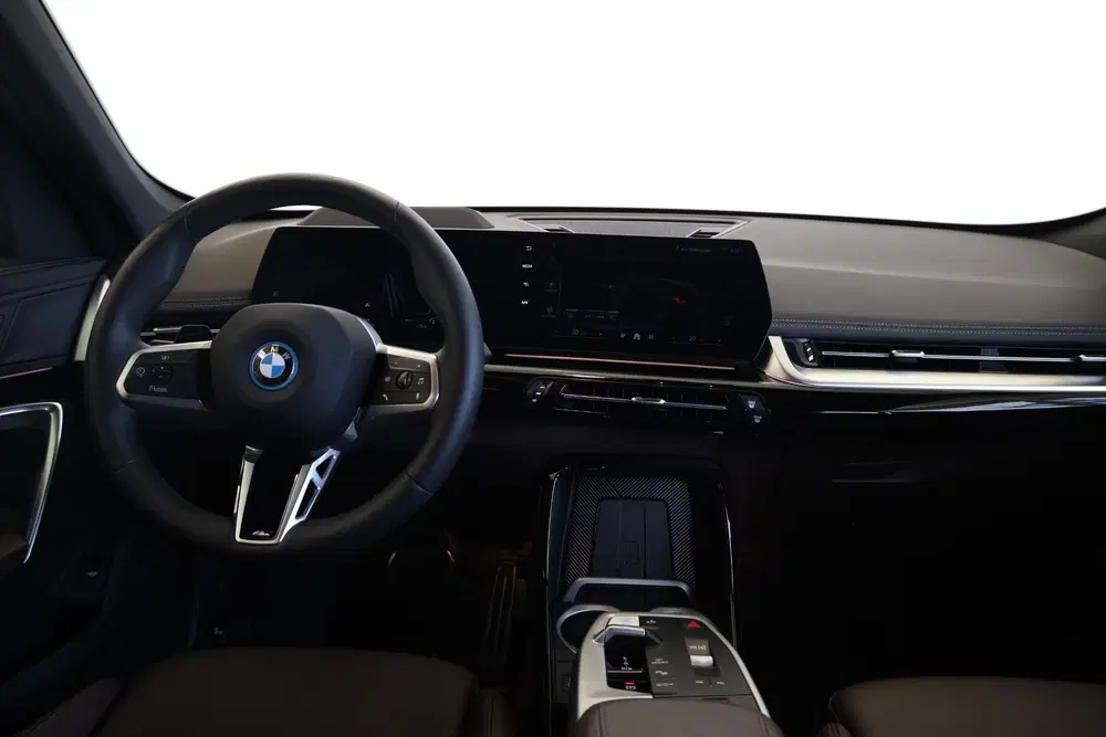 BMW iX1 eDrive20 uit 2025, foto 12