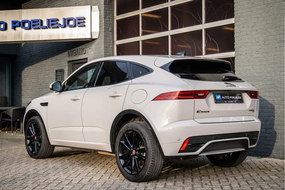 Jaguar E-Pace 1.5 P300e AWD R-Dynamic Black Edition, Meridia uit 2022, foto 5