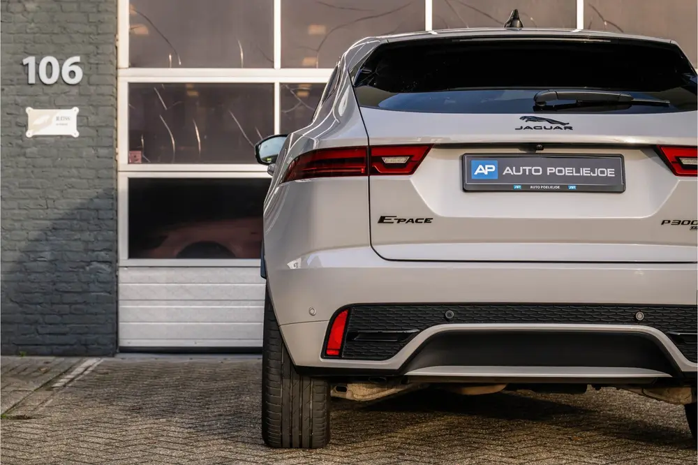 Jaguar E-Pace 1.5 P300e AWD R-Dynamic Black Edition, Meridia uit 2022, foto 7