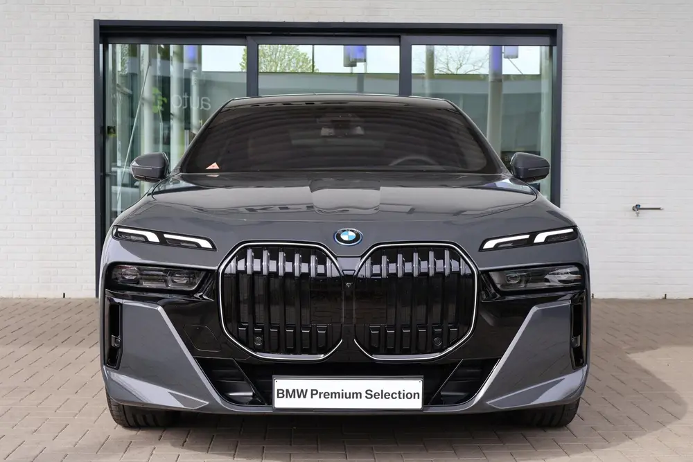 BMW i7 eDrive50 uit 2026, foto 3