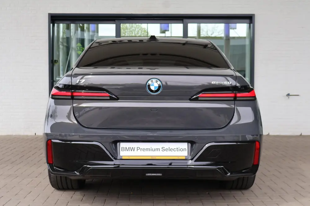 BMW i7 eDrive50 uit 2026, foto 4