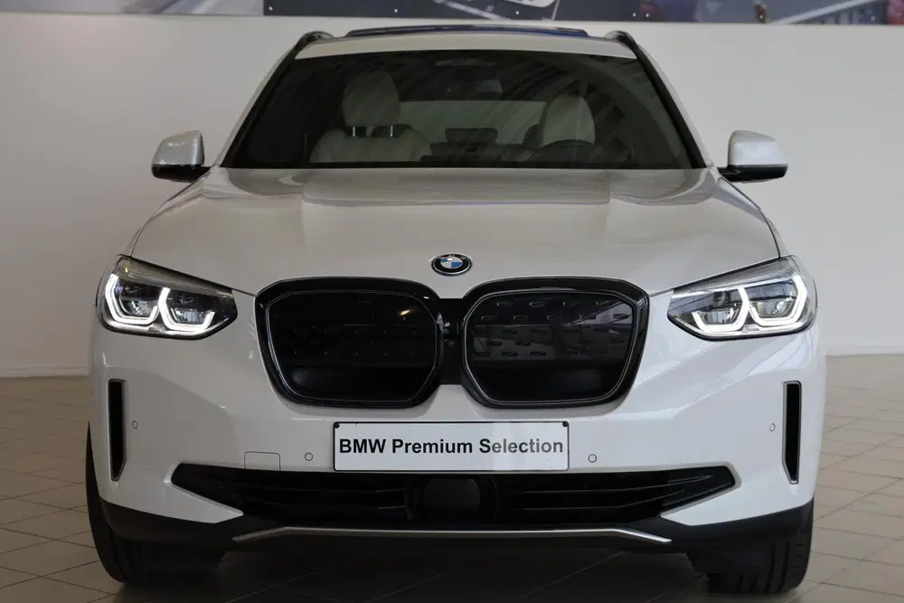 BMW iX3 High Executive uit 2021, foto 4