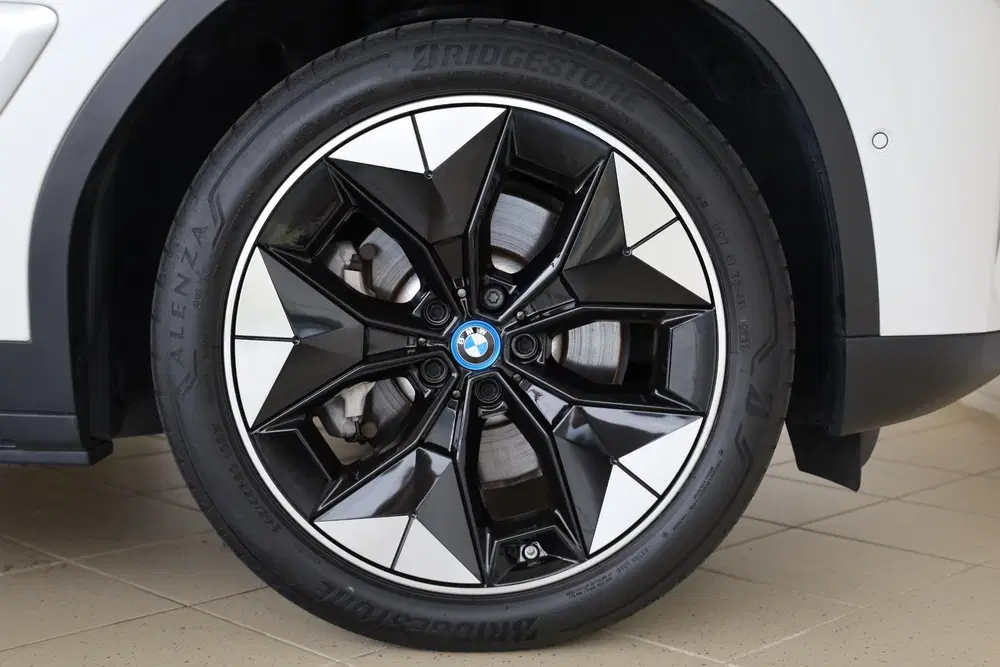 BMW iX3 High Executive uit 2021, foto 6