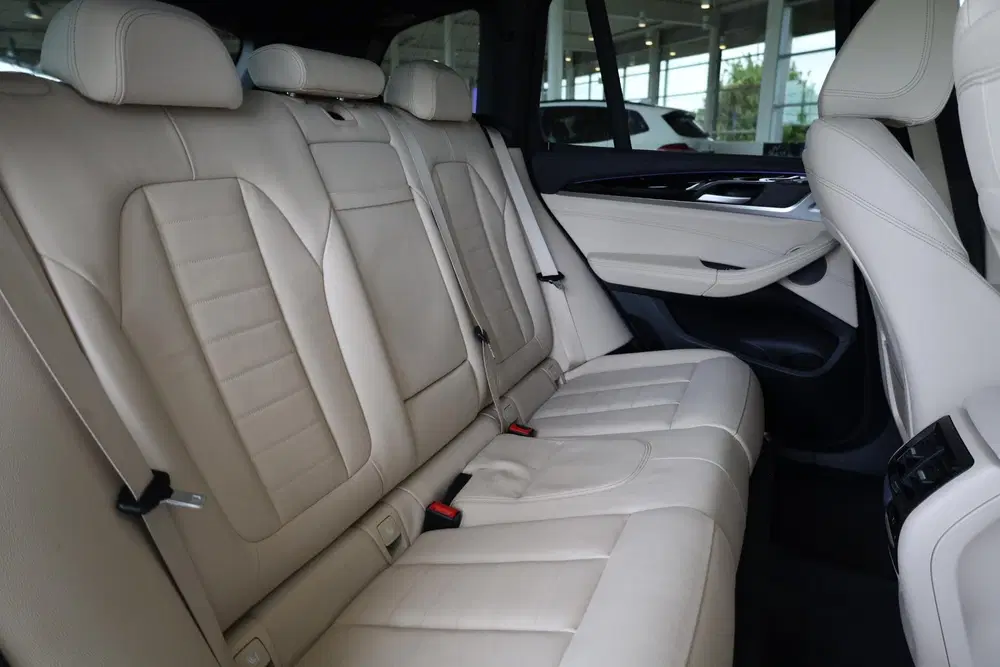 BMW iX3 High Executive uit 2021, foto 9