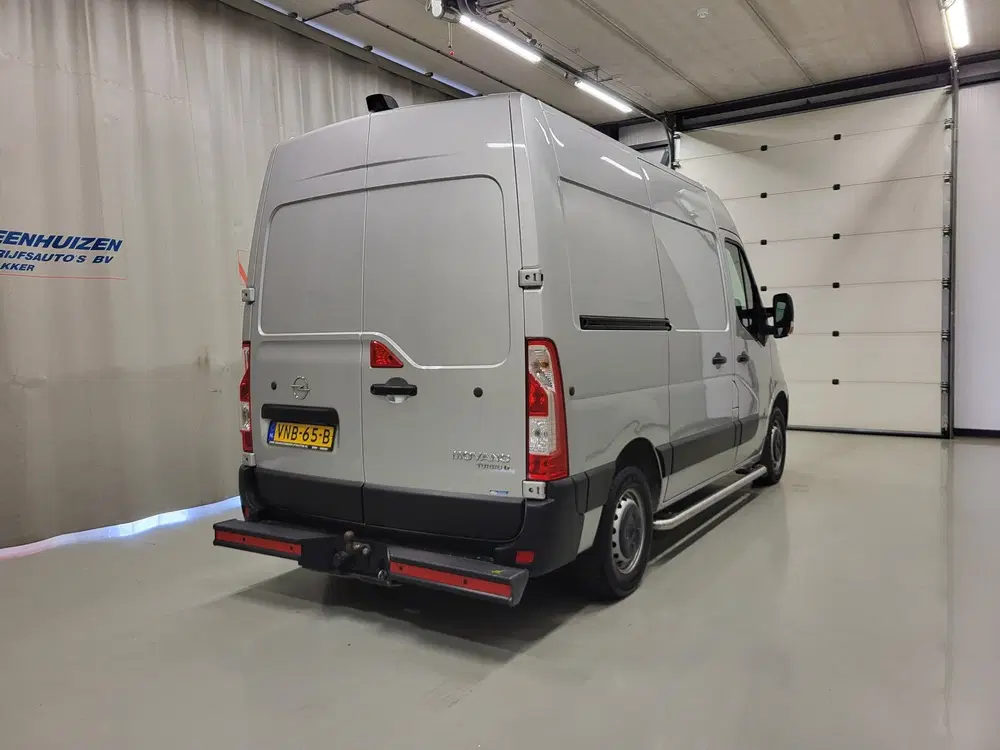 Opel Movano 2.3CDTI 180pk L1 uit 2022, foto 3
