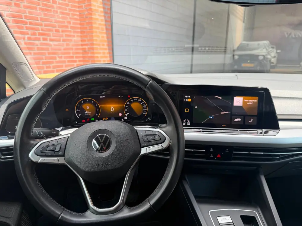 Volkswagen Golf Variant 1.0 eTSI Life Business uit 2021, foto 8