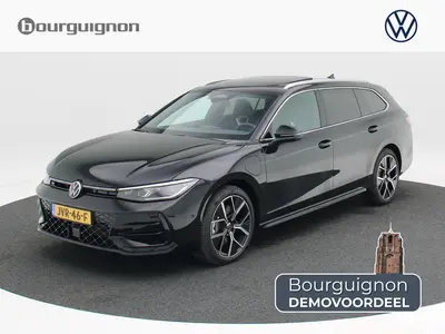 Volkswagen Passat R-Line Edition 1.5 eHybrid 204 PK | Panora uit 2026