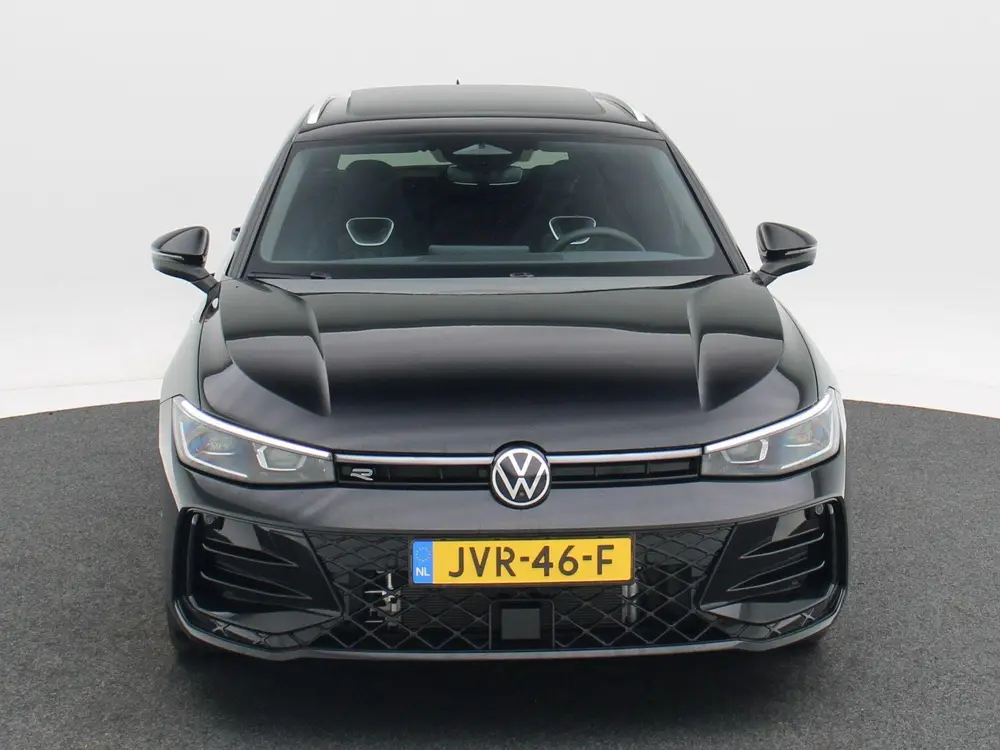 Volkswagen Passat R-Line Edition 1.5 eHybrid 204 PK | Panora uit 2026, foto 4