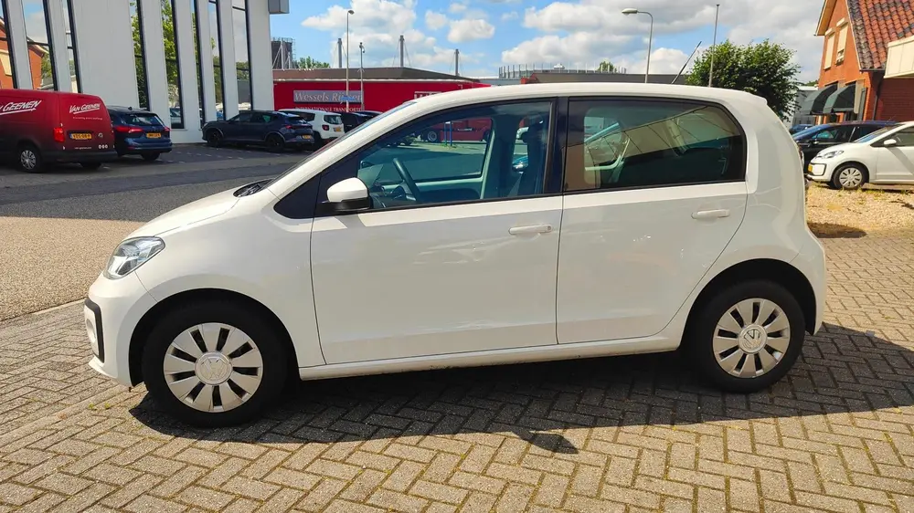 Volkswagen Up! 1.0 BMT move up! uit 2019, foto 2