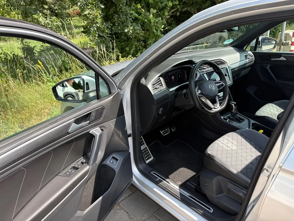 Volkswagen Tiguan 1.4 TSI eHybrid R-Line Business+ - IQ ligh uit 2023, foto 8