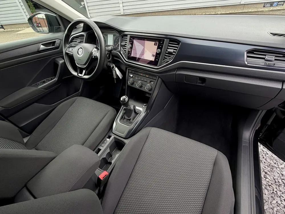 Volkswagen T-Roc 1.0 TSI Style Navi|Media|PDC|Lineast Zwart uit 2019, foto 16