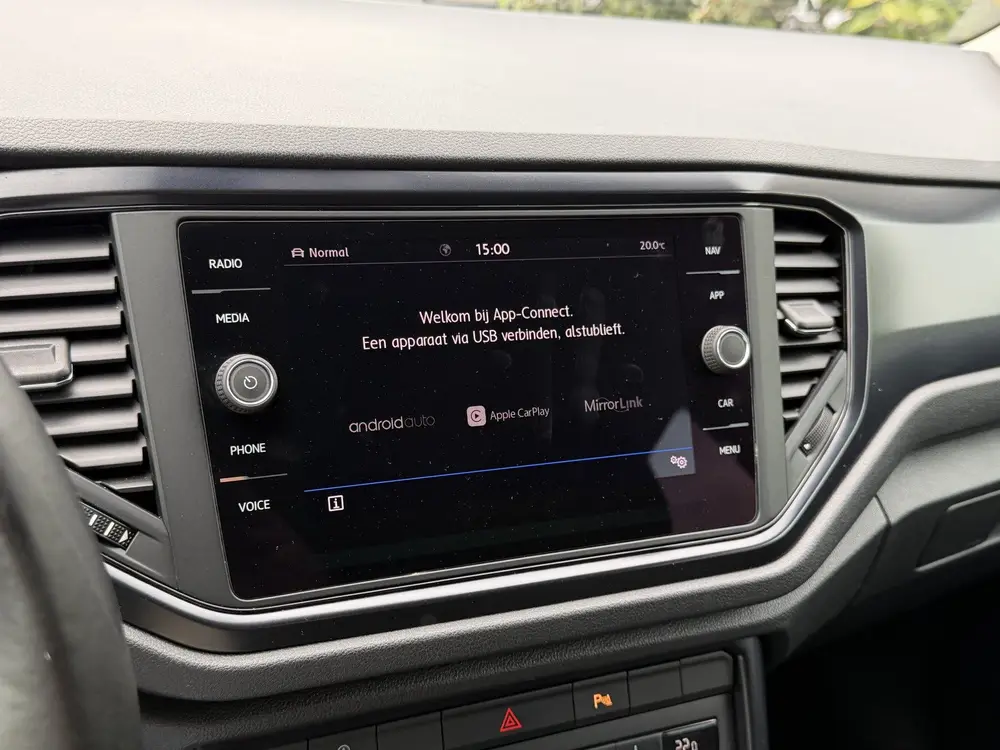 Volkswagen T-Roc 1.0 TSI Style Navi|Media|PDC|Lineast Zwart uit 2019, foto 19