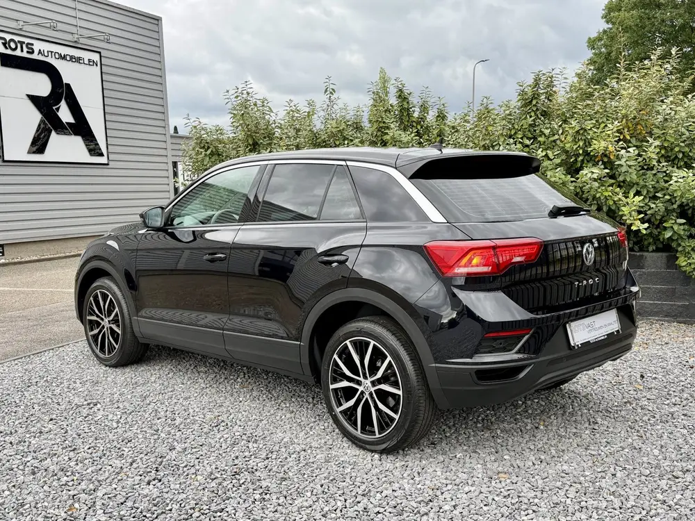 Volkswagen T-Roc 1.0 TSI Style Navi|Media|PDC|Lineast Zwart uit 2019, foto 3