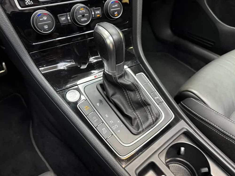 Volkswagen Golf 2.0 TSI 4Motion R PANO VIRTUAL LEER MEMORY uit 2019, foto 15