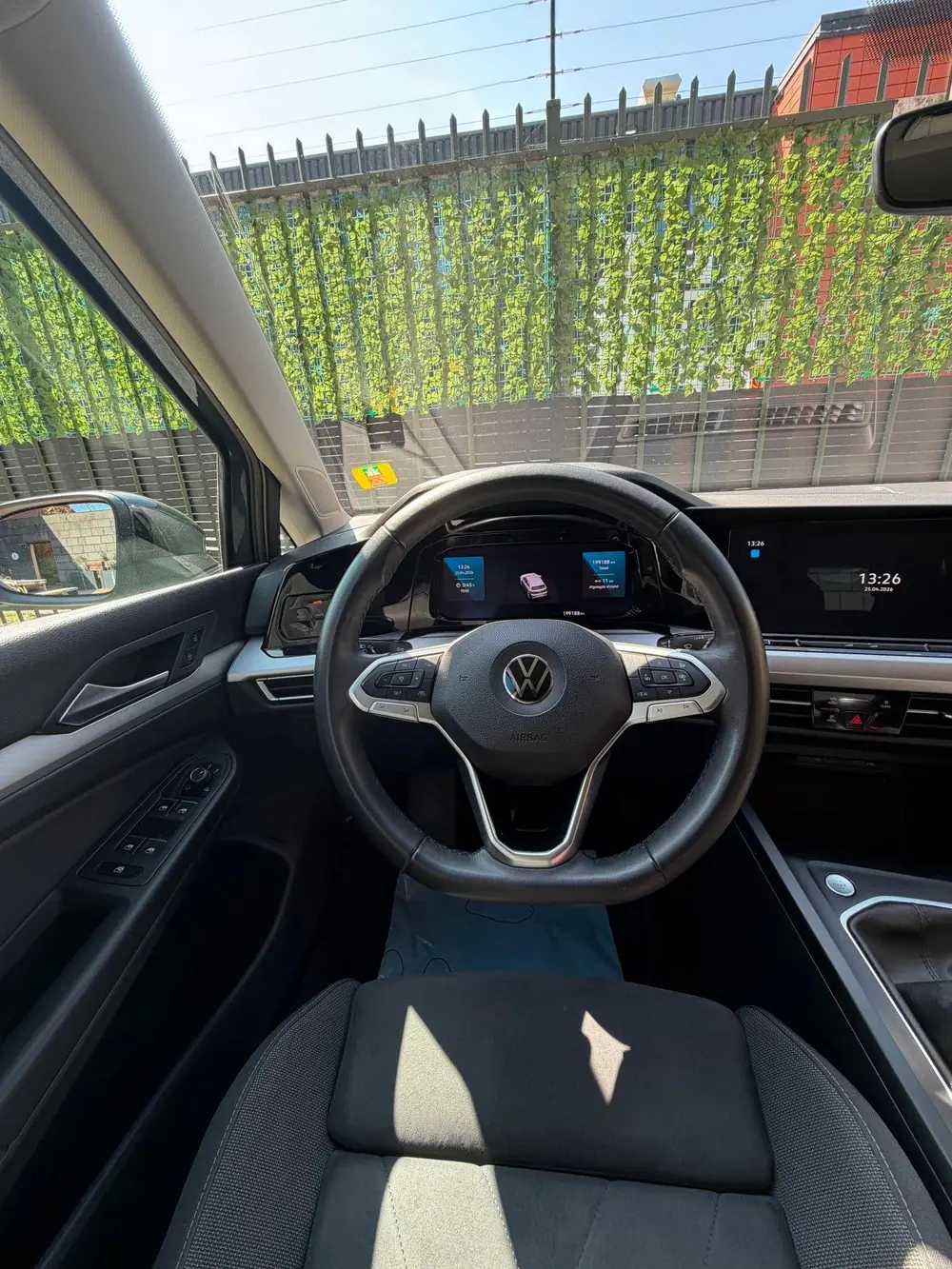 Volkswagen Golf 1.0 TSI Life Business 2022 LED|CAMERA|NAP uit 2022, foto 20
