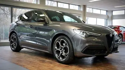 Alfa Romeo Stelvio 2.0 T AWD Veloce Lederen interieur delen uit 2021