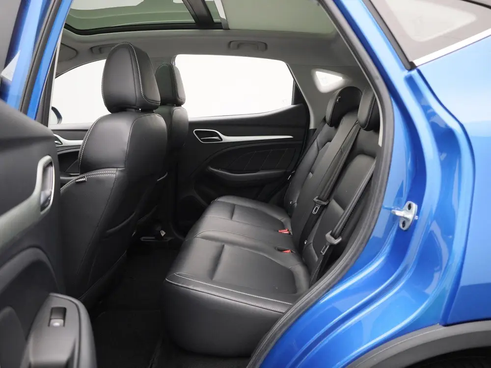 MG ZS EV Luxury 45 kWh | Panoramadak | Stoelverwarming | Led uit 2021, foto 14