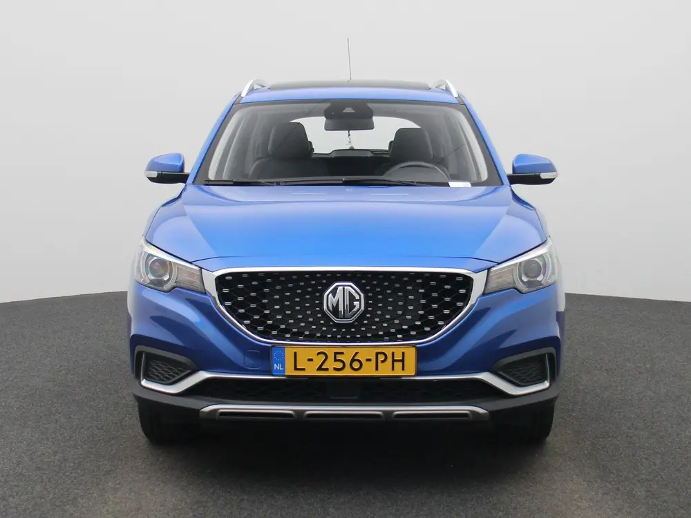 MG ZS EV Luxury 45 kWh | Panoramadak | Stoelverwarming | Led uit 2021, foto 5