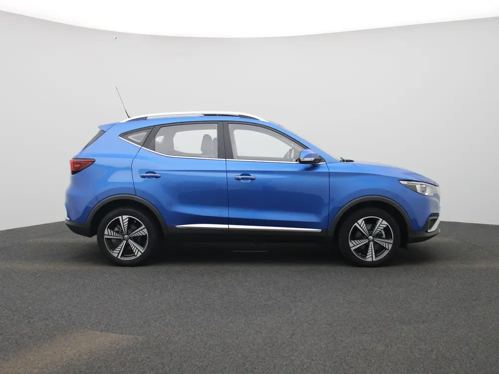 MG ZS EV Luxury 45 kWh | Panoramadak | Stoelverwarming | Led uit 2021, foto 8